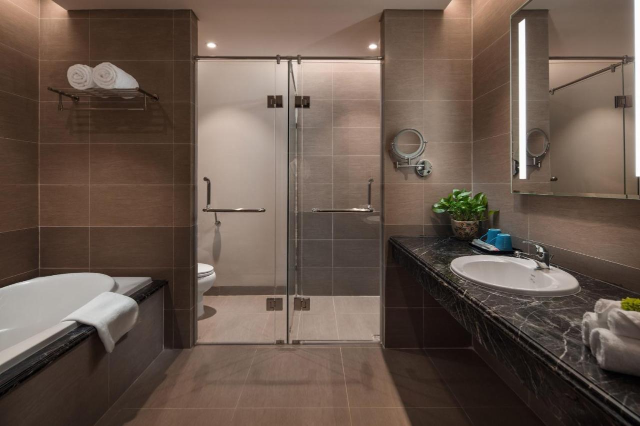 Apartment Luxury 2 Bedroom At 120 Vo Nguyen Giap - My Khe - Altara Buidding *