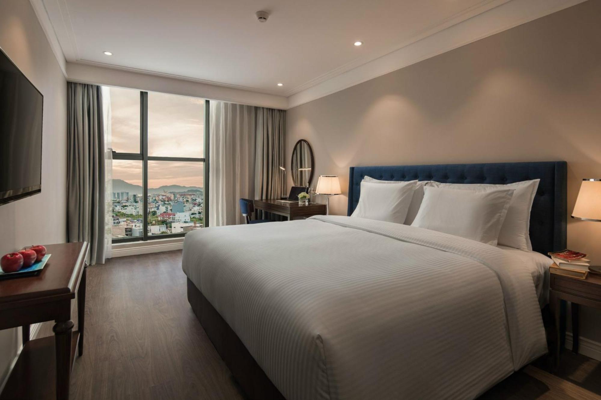 Luxury One Or Two Bedroom At 120 Vo Nguyen Giap - My Khe - Altara Buidding Đà Nẵng